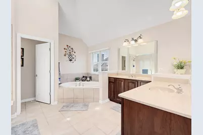 537 N Sycamore Lane, North Aurora, IL 60542 - Photo 24