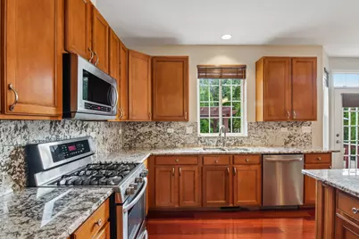 553 Tremont Lane, Round Lake, IL 60073 - Photo 14