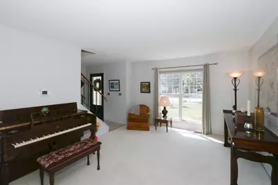 515 Shallow Cove Road, Lake Zurich, IL 60047 - Photo 6