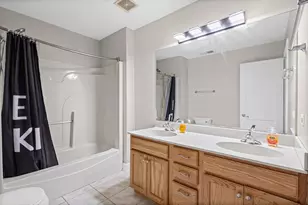 18615 Emily Ct, Hazel Crest, IL 60429 - Photo 20