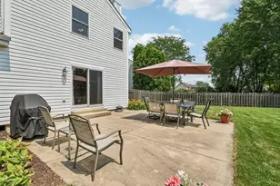 620 Waterford Dr, Lake Zurich, IL 60047 - Photo 42
