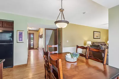 620 Waterford Drive, Lake Zurich, IL 60047 - Photo 8