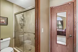 620 Waterford Dr, Lake Zurich, IL 60047 - Photo 32