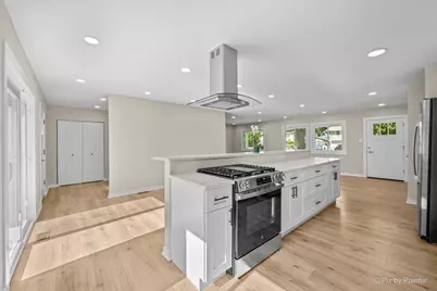 1420 Cooper Road, Hoffman Estates, IL 60169 - Photo 18