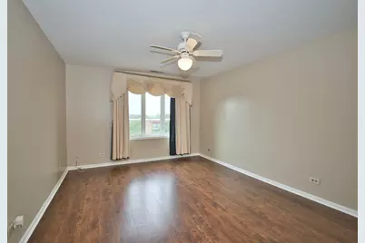 7601 Lincoln Avenue #502, Skokie, IL 60077 - Photo 18
