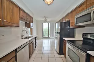 7601 Lincoln Ave, Skokie, IL 60077 - Photo 6