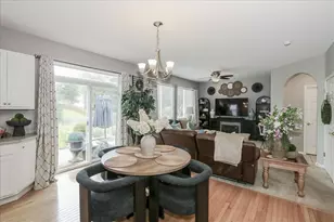 3112 Thunderbird Ct W, Aurora, IL 60503 - Photo 14