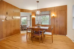 326 E Alden Dr, Addison, IL 60101 - Photo 8