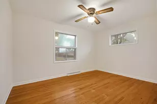 326 E Alden Dr, Addison, IL 60101 - Photo 16