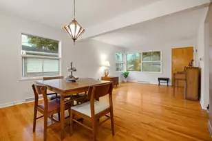 326 E Alden Dr, Addison, IL 60101 - Photo 6