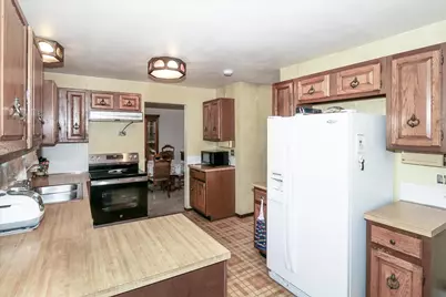 988 Tiverton Court, Schaumburg, IL 60193 - Photo 10