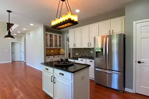 720 Kendridge Ct, Aurora, IL 60502 - Photo 18