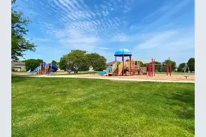 720 Kendridge Court, Aurora, IL 60502 - Photo 54