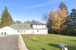 168 E Acre Ct, Round Lake Beach, IL 60073 - Photo 1