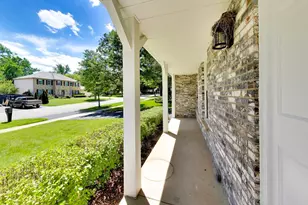 5502 Groveside Ln, Rolling Meadows, IL 60008 - Photo 4