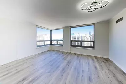 440 N Wabash Avenue #4610, Chicago, IL 60611 - Photo 8