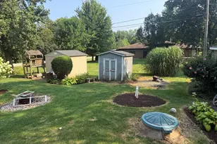 29W313 Ray Ave, West Chicago, IL 60185 - Photo 8