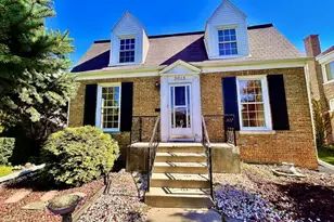 3015 N 77th Ct, Elmwood Park, IL 60707 - Photo 1