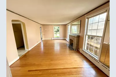 3015 N 77th Court, Elmwood Park, IL 60707 - Photo 4
