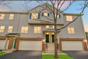 143 Monarch Dr, Streamwood, IL 60107 - Photo 1