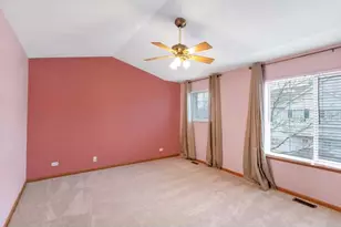 143 Monarch Dr, Streamwood, IL 60107 - Photo 6