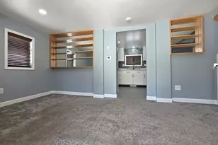 6N221 Virginia Rd, Roselle, IL 60172 - Photo 6