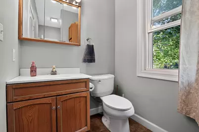 224 Charles Street, Sycamore, IL 60178 - Photo 22