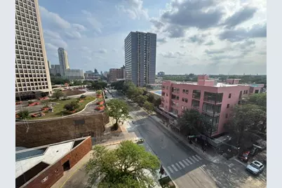 5415 N Sheridan Road #812, Chicago, IL 60640 - Photo 2