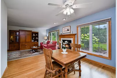 21W621 Buckingham Road, Glen Ellyn, IL 60137 - Photo 12