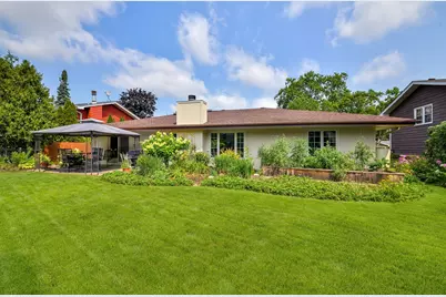 21W621 Buckingham Road, Glen Ellyn, IL 60137 - Photo 6