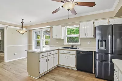 6710 Connecticut Trail, Crystal Lake, IL 60012 - Photo 4