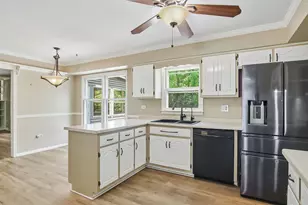 6710 Connecticut Trail, Crystal Lake, IL 60012 - Photo 4