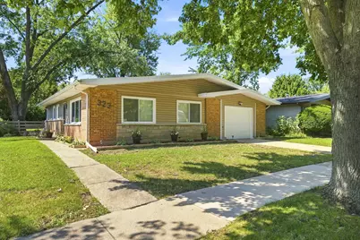 323 Shawnee Street, Park Forest, IL 60466 - Photo 2