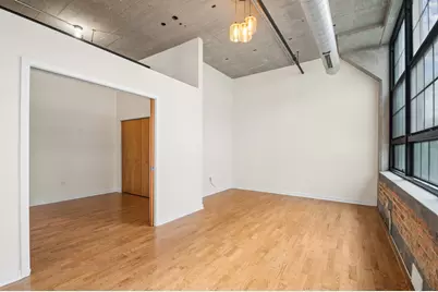 3963 W Belmont Avenue #210, Chicago, IL 60618 - Photo 4