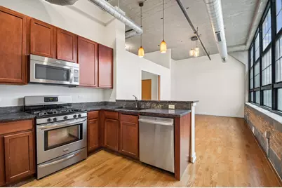 3963 W Belmont Avenue #210, Chicago, IL 60618 - Photo 8