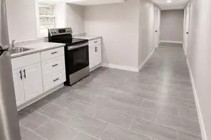 4925 W Henderson St, Chicago, IL 60641 - Photo 2