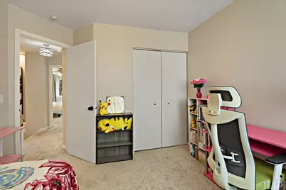 67 W Rustic Lane, Round Lake Beach, IL 60073 - Photo 16