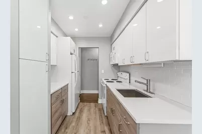 426 W Barry Avenue #407, Chicago, IL 60657 - Photo 8