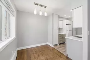 426 W Barry Ave, Chicago, IL 60657 - Photo 6