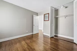 426 W Barry Ave, Chicago, IL 60657 - Photo 12