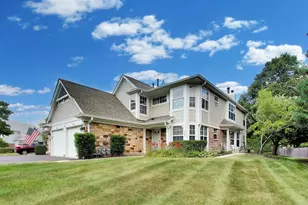 2802 Gilcrest Ct, Schaumburg, IL 60193 - Photo 1