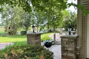 1910 Parkside Dr, Sycamore, IL 60178 - Photo 28