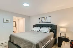 1351 W Balmoral Ave, Chicago, IL 60640 - Photo 14
