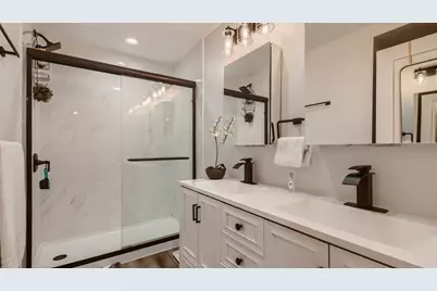 1351 W Balmoral Avenue #G, Chicago, IL 60640 - Photo 16