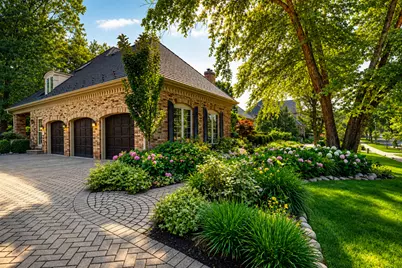 136 Circle Ridge Drive, Burr Ridge, IL 60527 - Photo 8