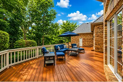 136 Circle Ridge Drive, Burr Ridge, IL 60527 - Photo 20