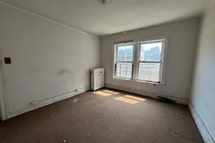 7015 S Paxton Ave, Chicago, IL 60649 - Photo 10