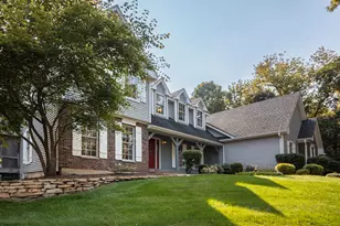 5N662 Forest Glen Ln, Saint Charles, IL 60175 - Photo 2