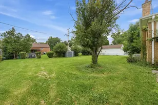 1944 Gardner Rd, Westchester, IL 60154 - Photo 18