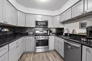 9227 Dexter Ct, Orland Park, IL 60462 - Photo 6